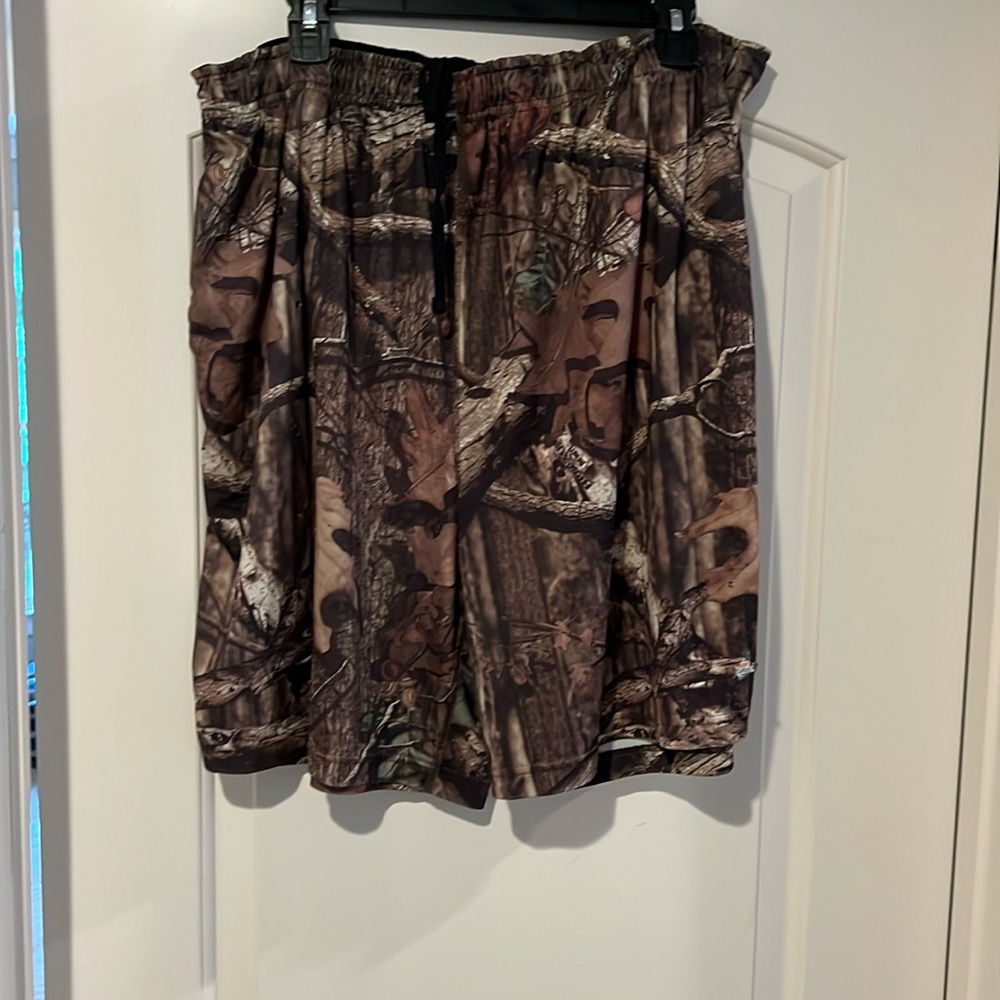 Russell Real Tree Shorts/ Camo Shorts XL